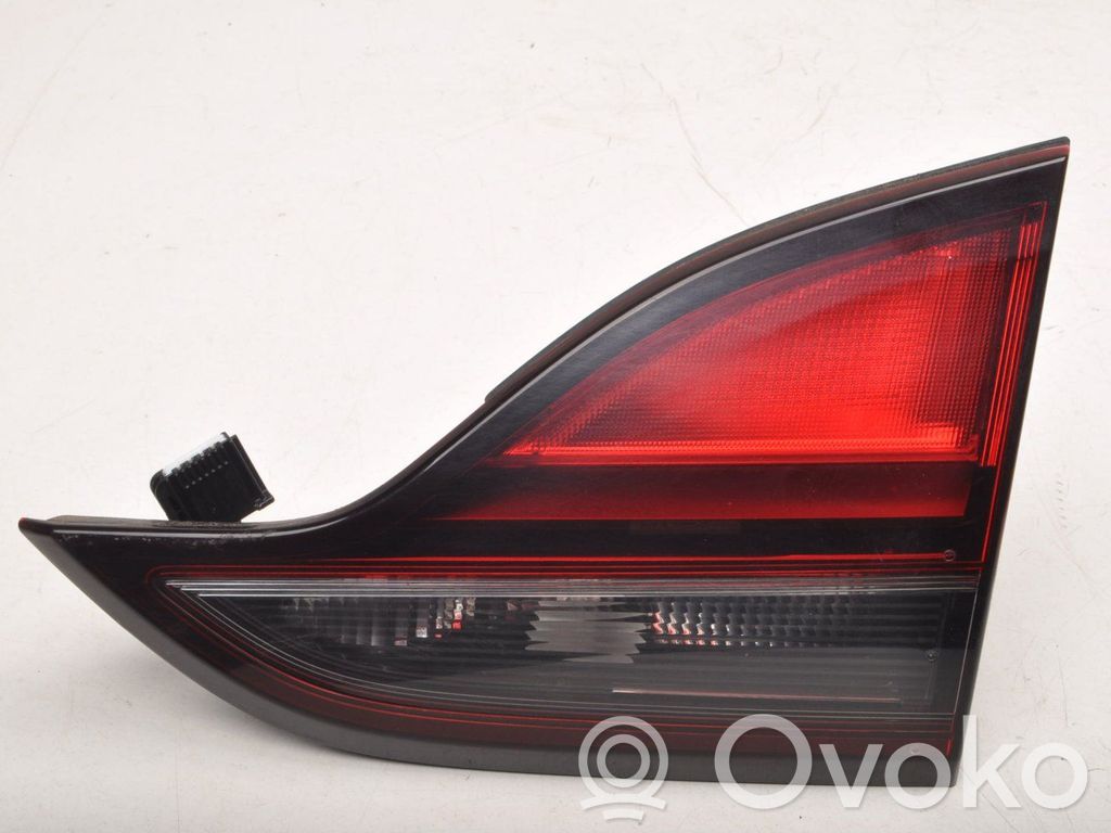 Opel Zafira C Lampă spate în capacul portbagajului 
