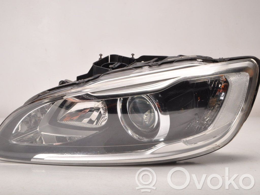 Volvo V60 Phare frontale 