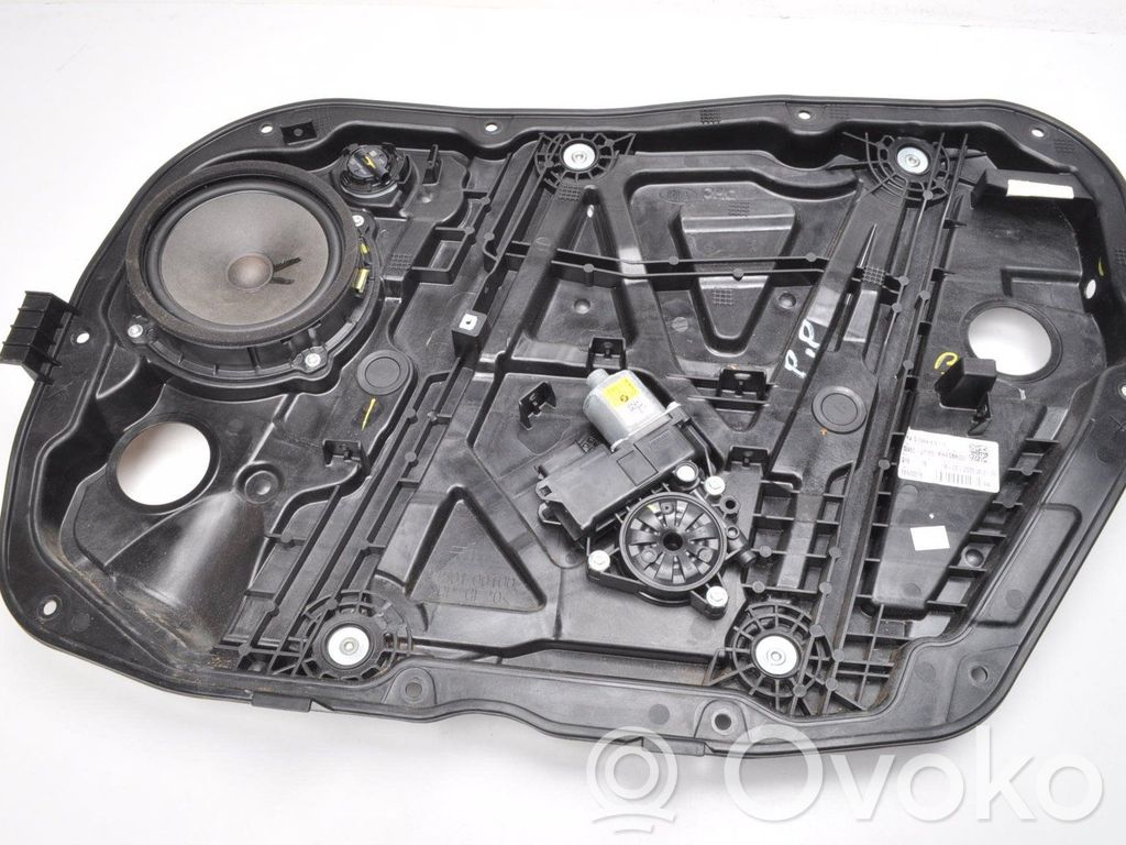 KIA Ceed Regulador de puerta delantera con motor 