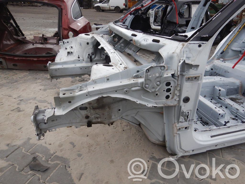 Panel lateral delantero