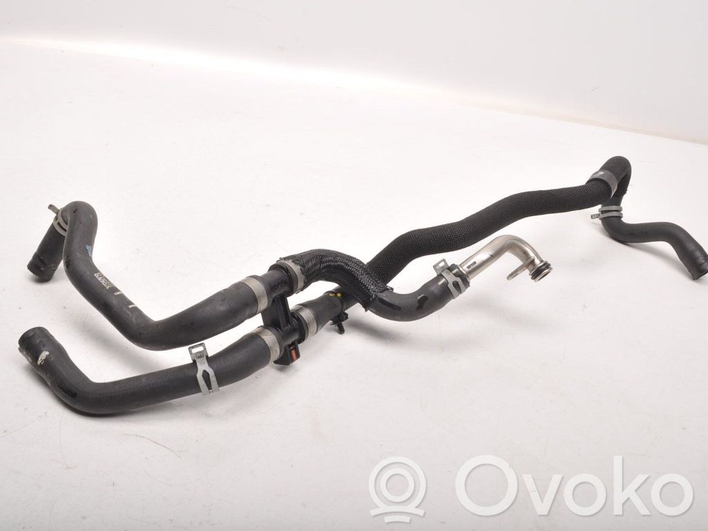 Volvo XC90 Tubo flessibile del liquido di raffreddamento del motore 