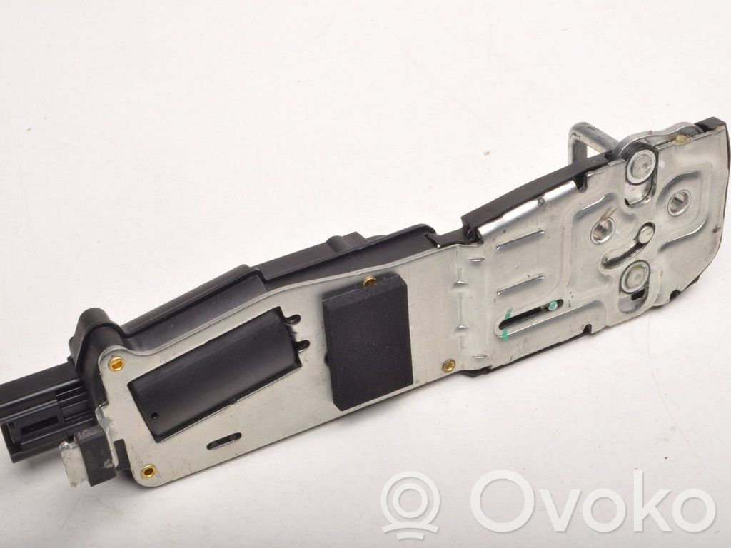 Tailgate lock latch   10258525