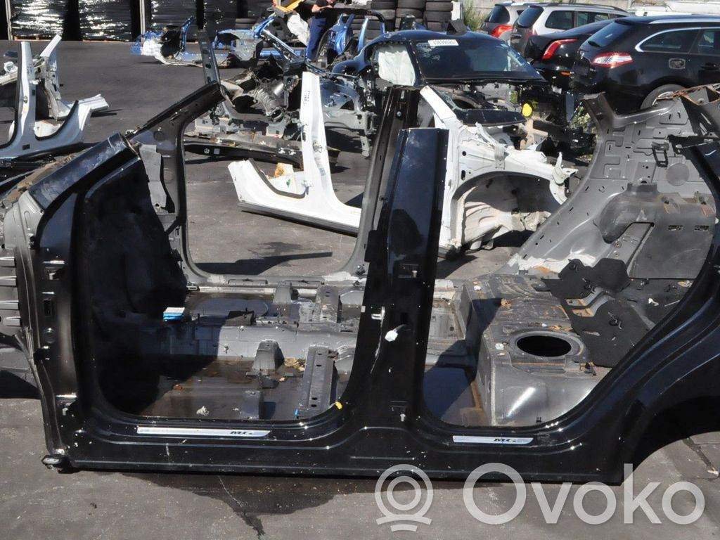 Auton rungon sivu