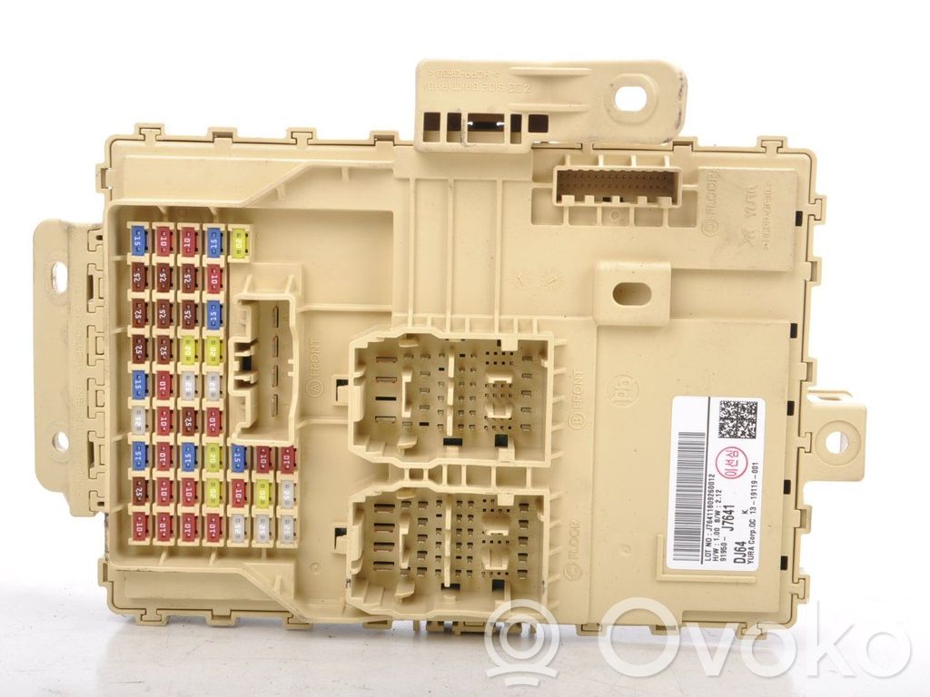 KIA Ceed Fuse box set 