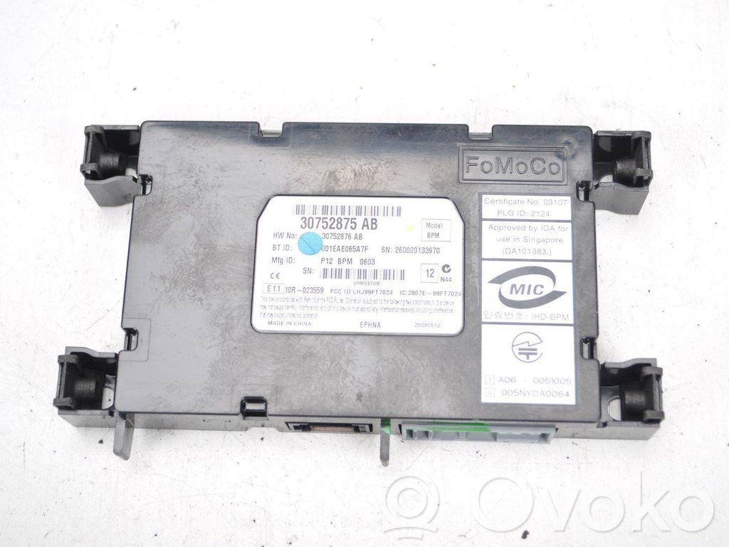 Volvo S40 Sound amplifier 