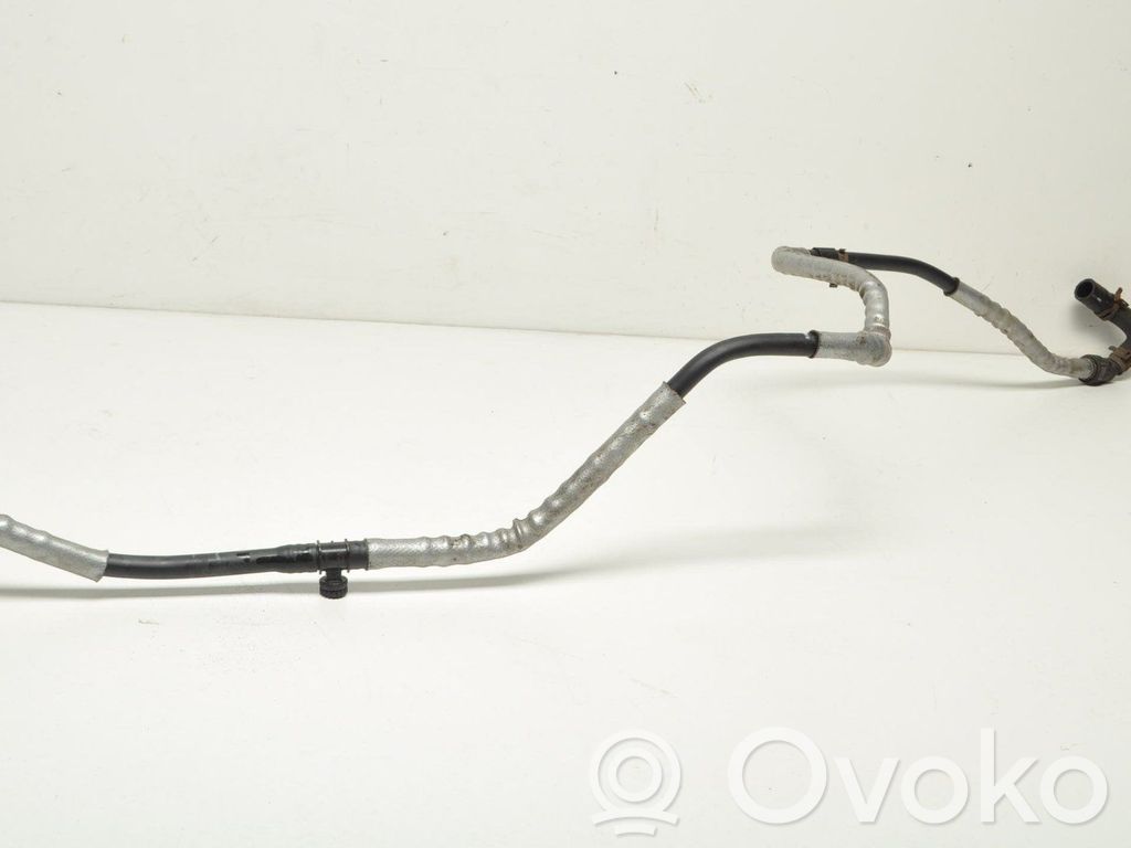 Volvo V60 Tubo flessibile del liquido di raffreddamento del motore 