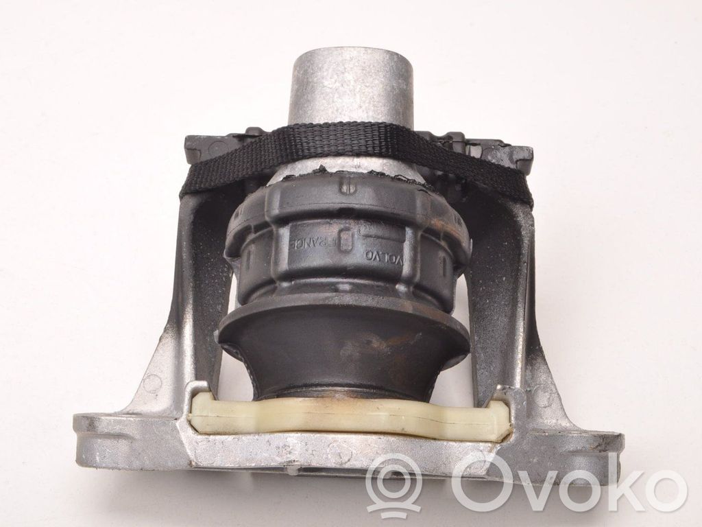 Engine mounting bracket   32298680