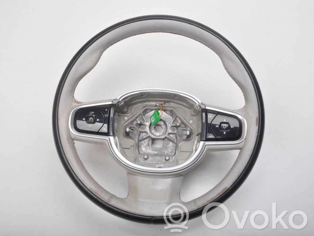 Volvo S90, V90 Volante 