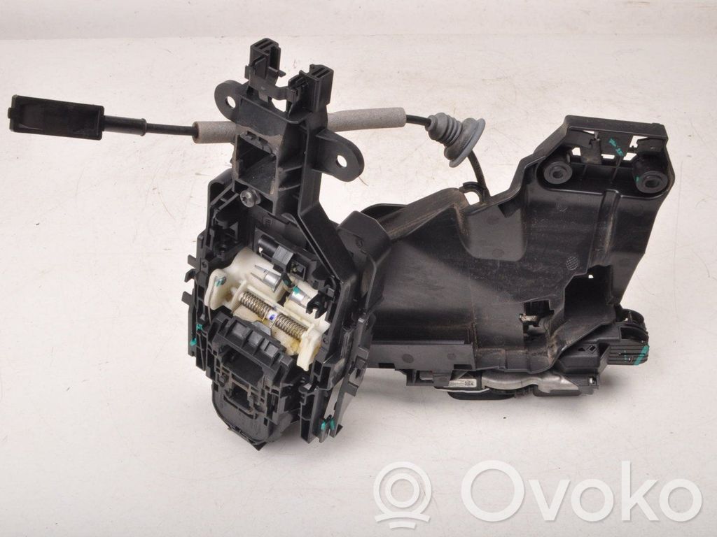 Volvo S90, V90 Priekinė durų spyna 