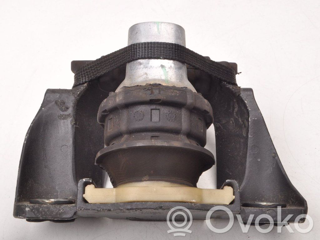 Volvo S90, V90 Suport motor 