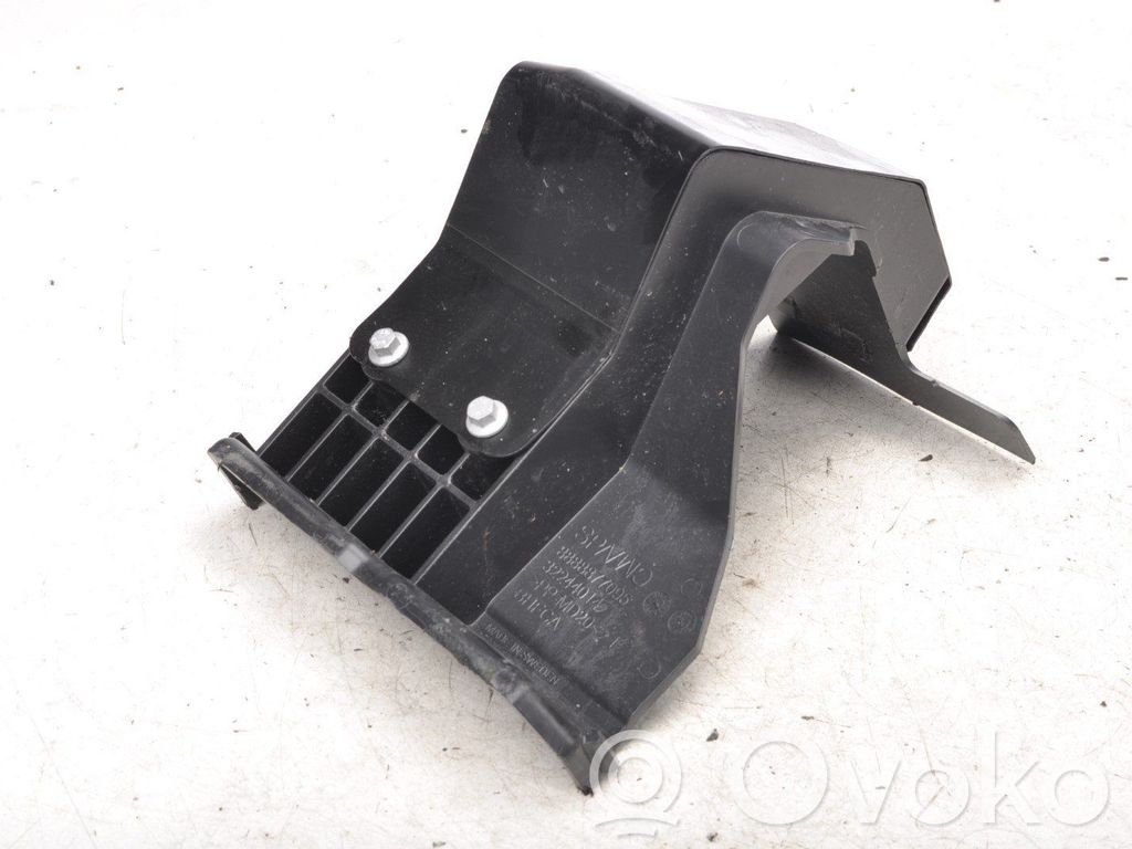 Volvo XC40 Engine mount bracket 