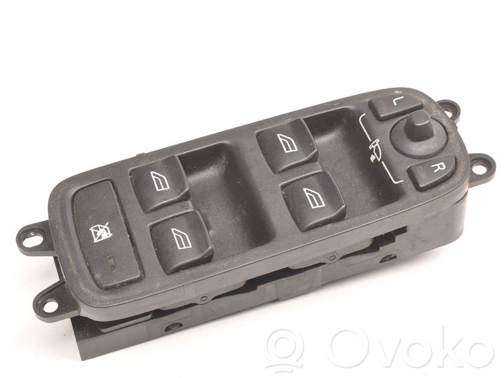 Volvo S40 Quarter vent window switch 