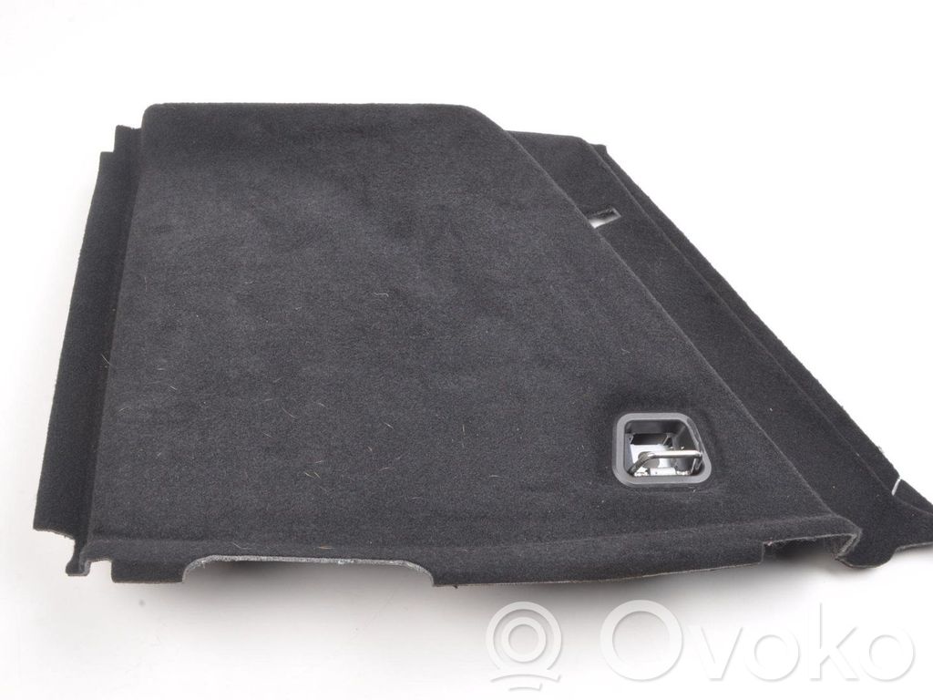 Volvo V60 Boczek / Tapicerka / bagażnika 