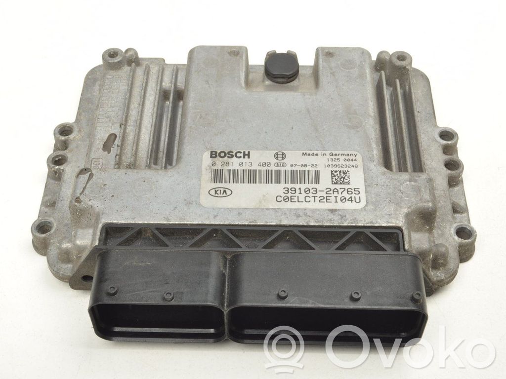 Engine control unit/module ECU   391032A765