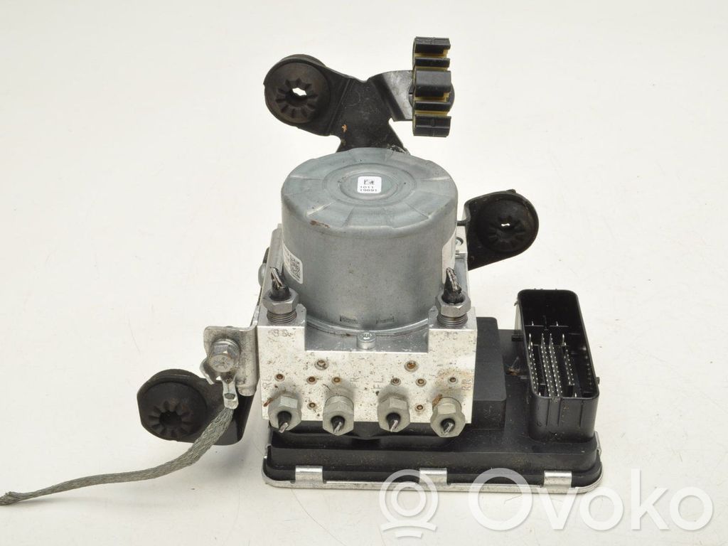 Volvo V60 ABS Pump 