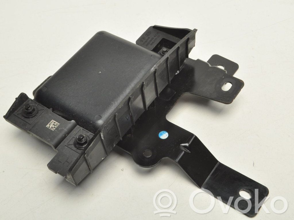 KIA Ceed Rejilla/moldura del sensor de radar ACC Distronic 