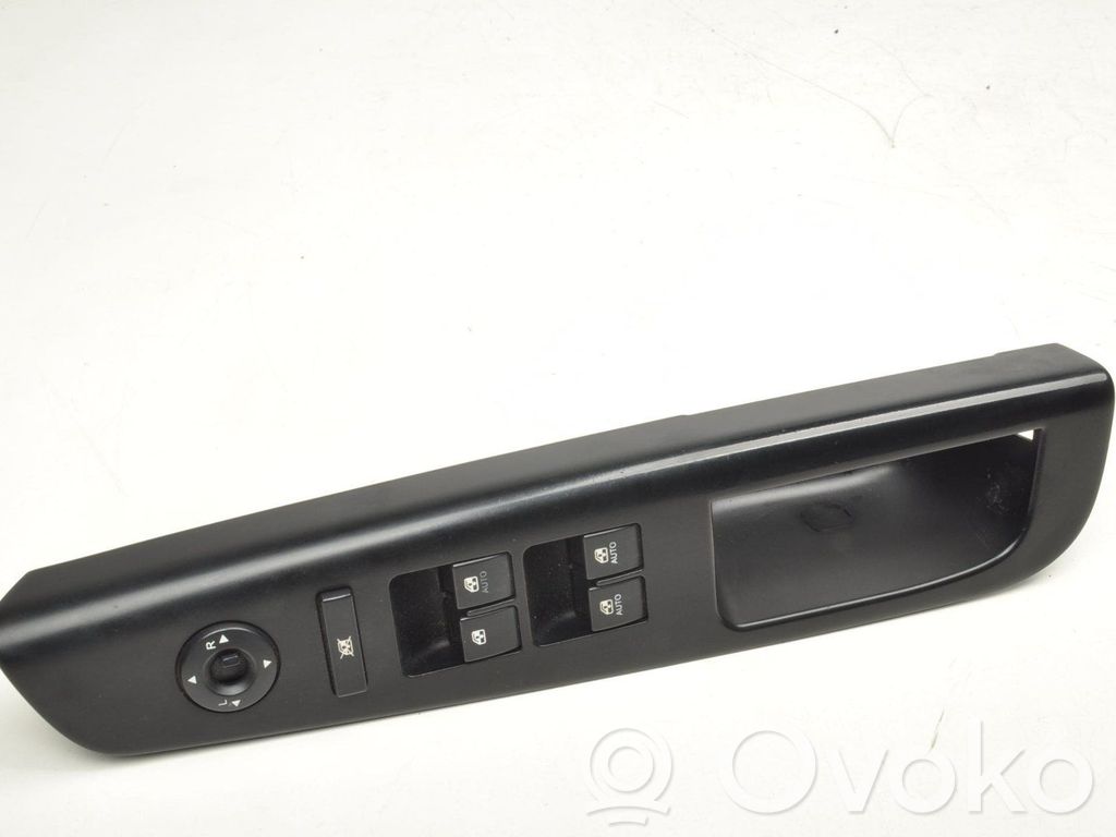 KIA Ceed Quarter vent window switch 