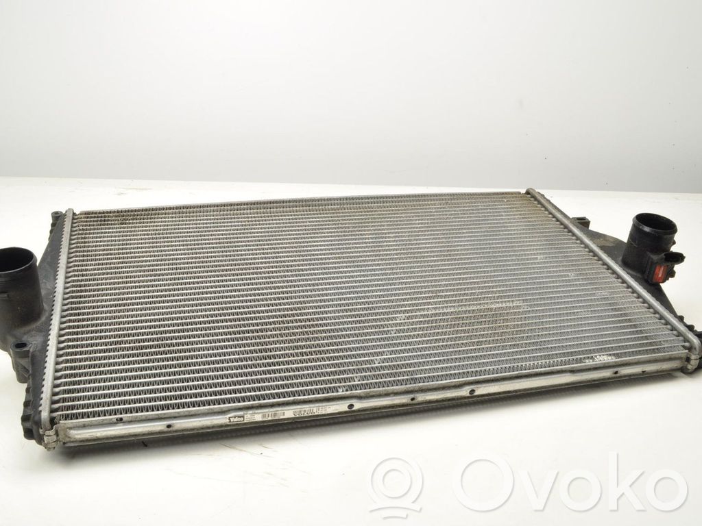 Volvo V70 Interkūlerio radiatorius 