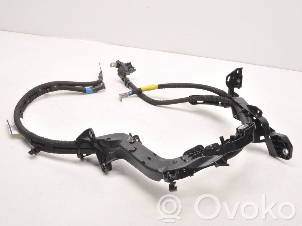 Volvo XC60 Plus / Klema / Przewód akumulatora 