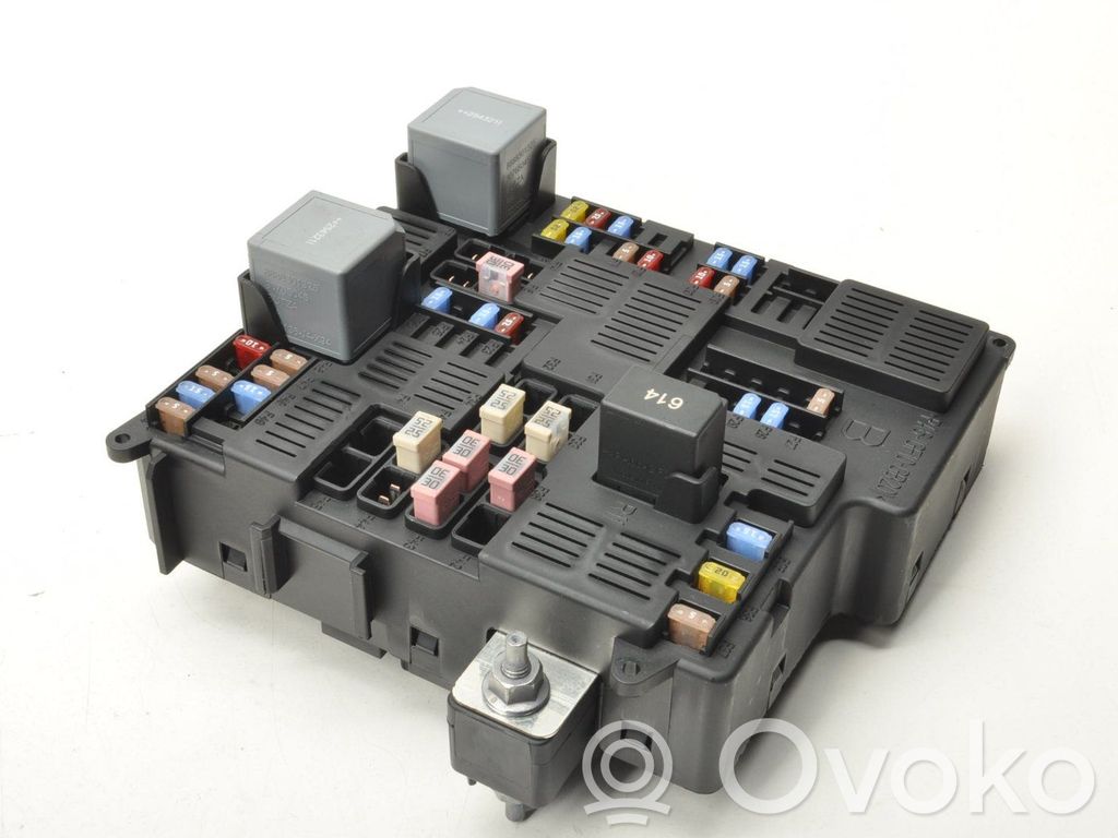 Volvo XC60 Juego de caja de fusibles 