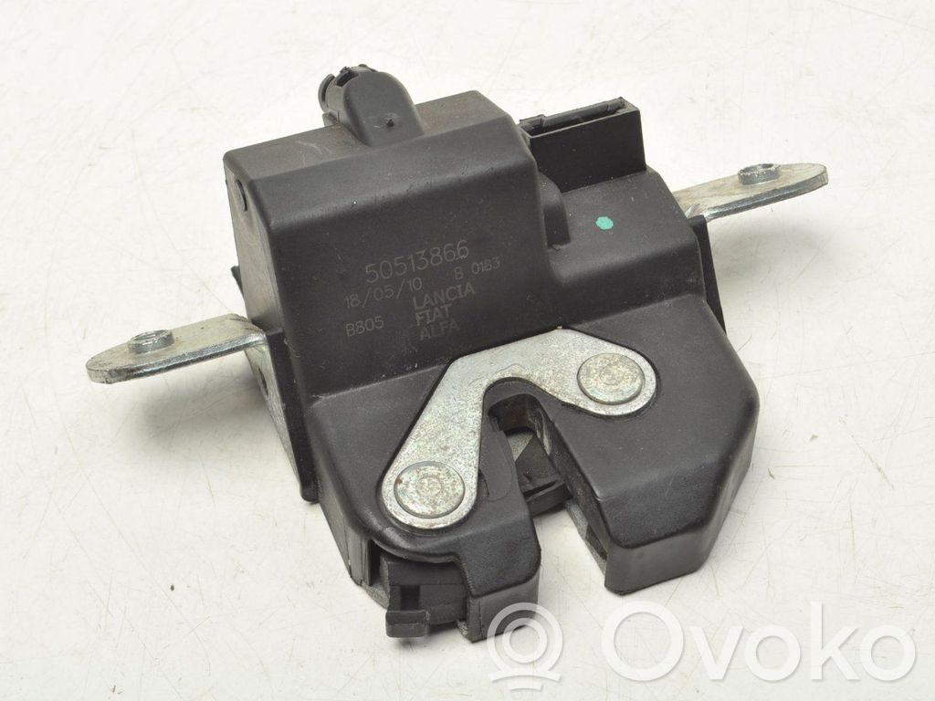 Alfa Romeo Mito Tailgate lock latch 