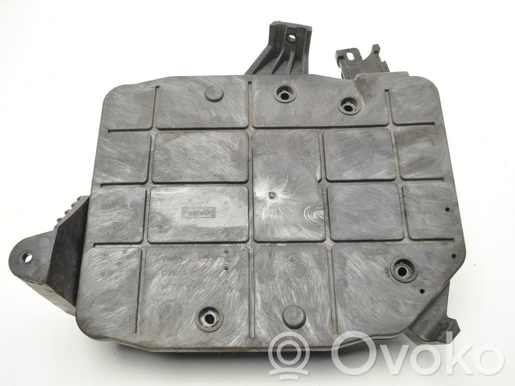 Volvo V50 Engine control unit box 