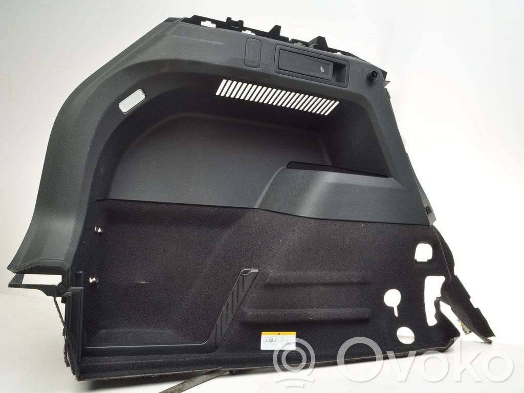 Volkswagen Tiguan Boczek / Tapicerka / bagażnika 