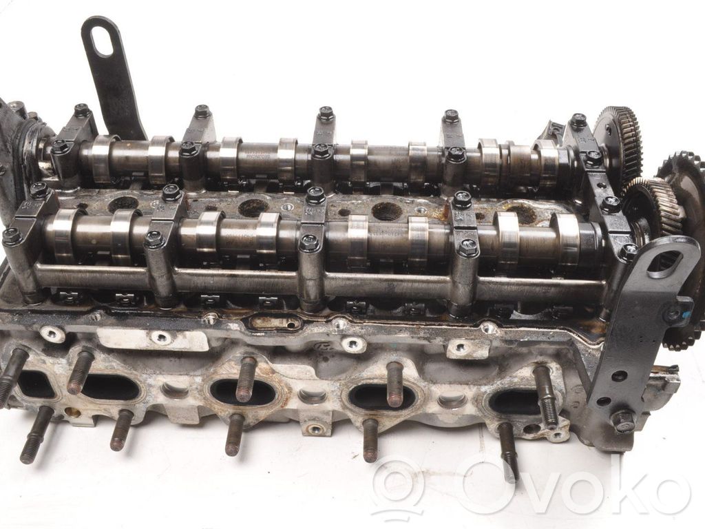 Engine head   221112F700,241102F010,242102F010