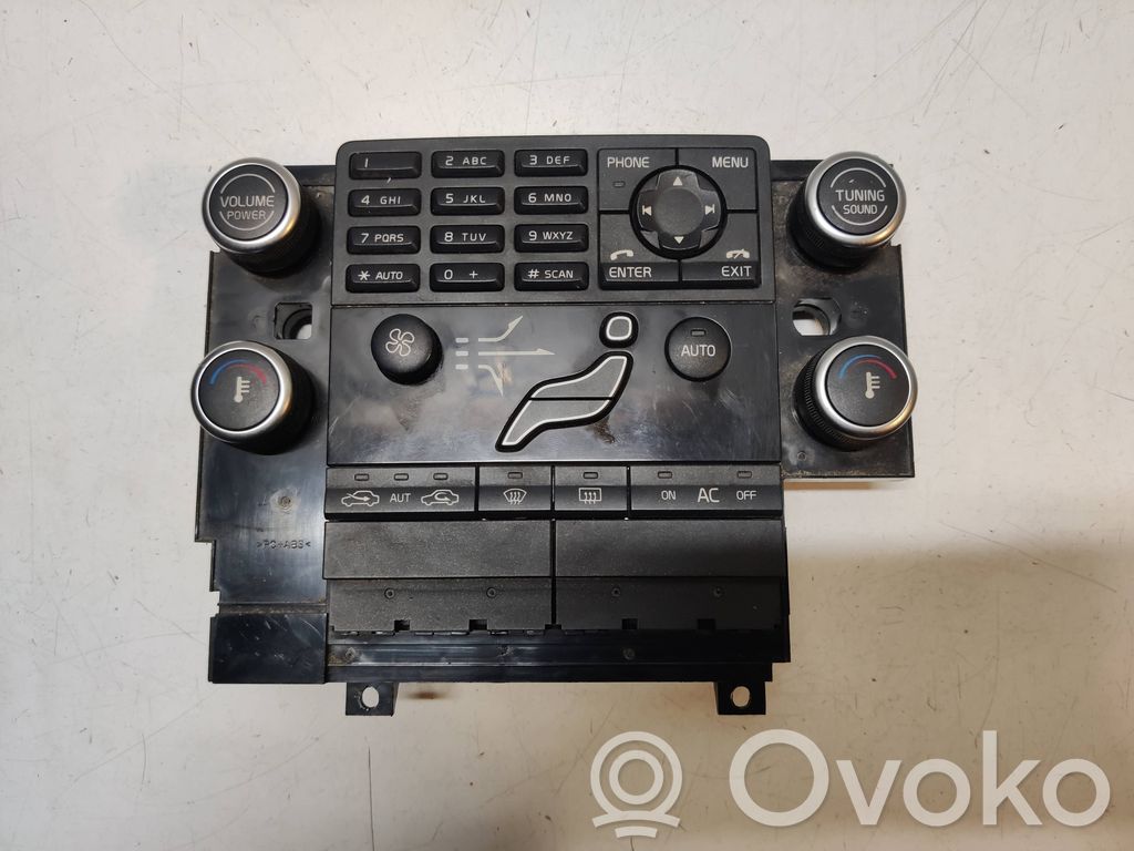 Volvo V70 Climate control unit 