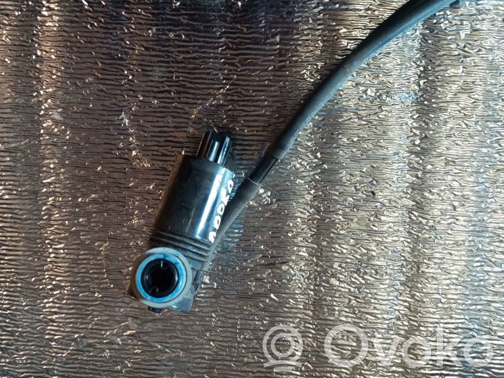 Volvo V40 Windscreen/windshield washer pump 