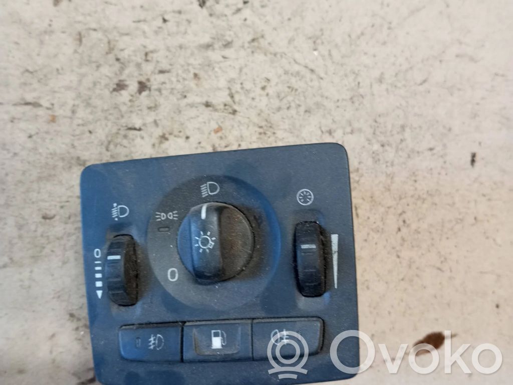 Volvo C30 Light switch 