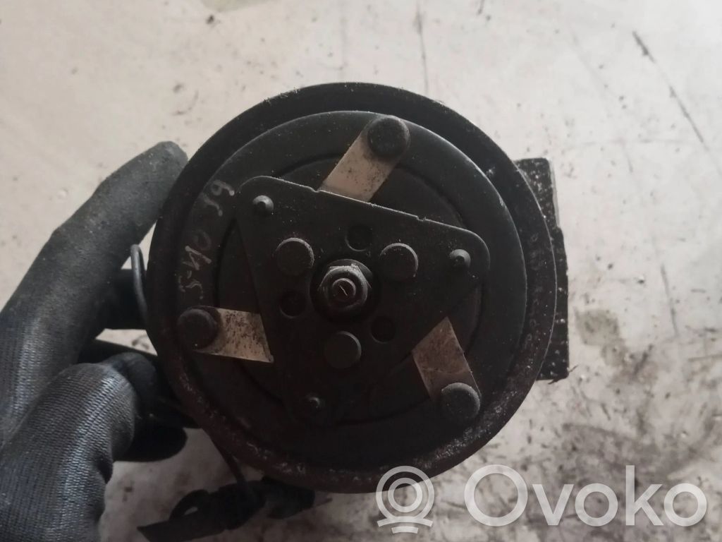 Volvo S40, V40 Air conditioning (A/C) compressor (pump) 