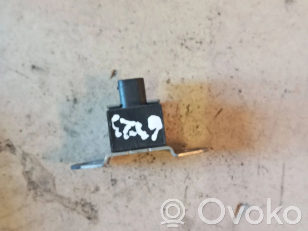 Volvo S80 Airbag deployment crash/impact sensor 
