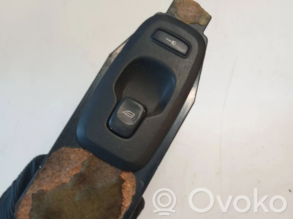 Volvo V70 Electric window control switch 
