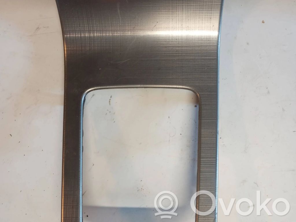 Volvo V70 Contour de levier de vitesses 