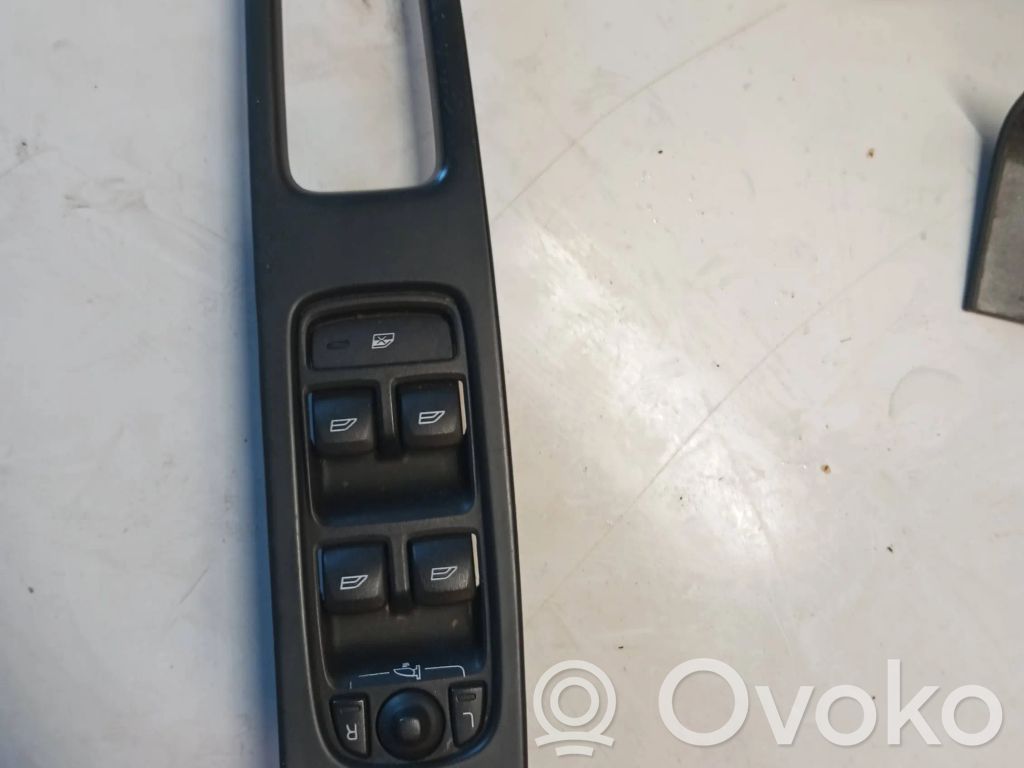 Volvo S60 Przyciski szyb 