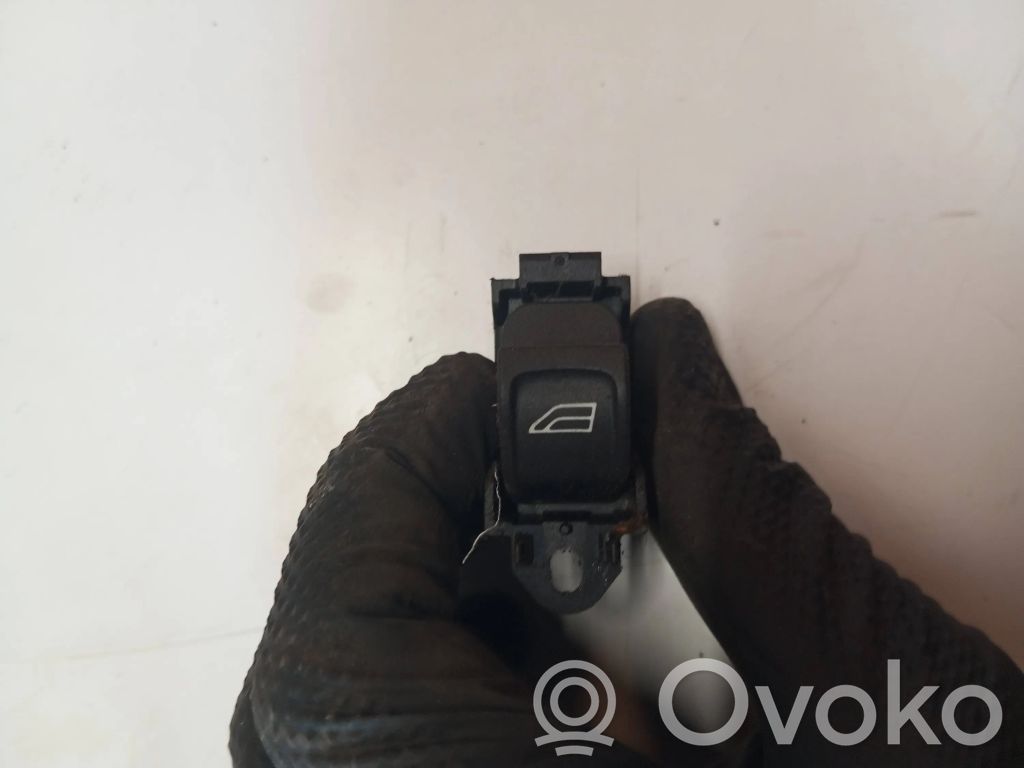 Volvo C30 Electric window control switch 
