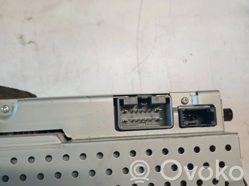 Volvo V70 Radio/CD/DVD/GPS head unit 