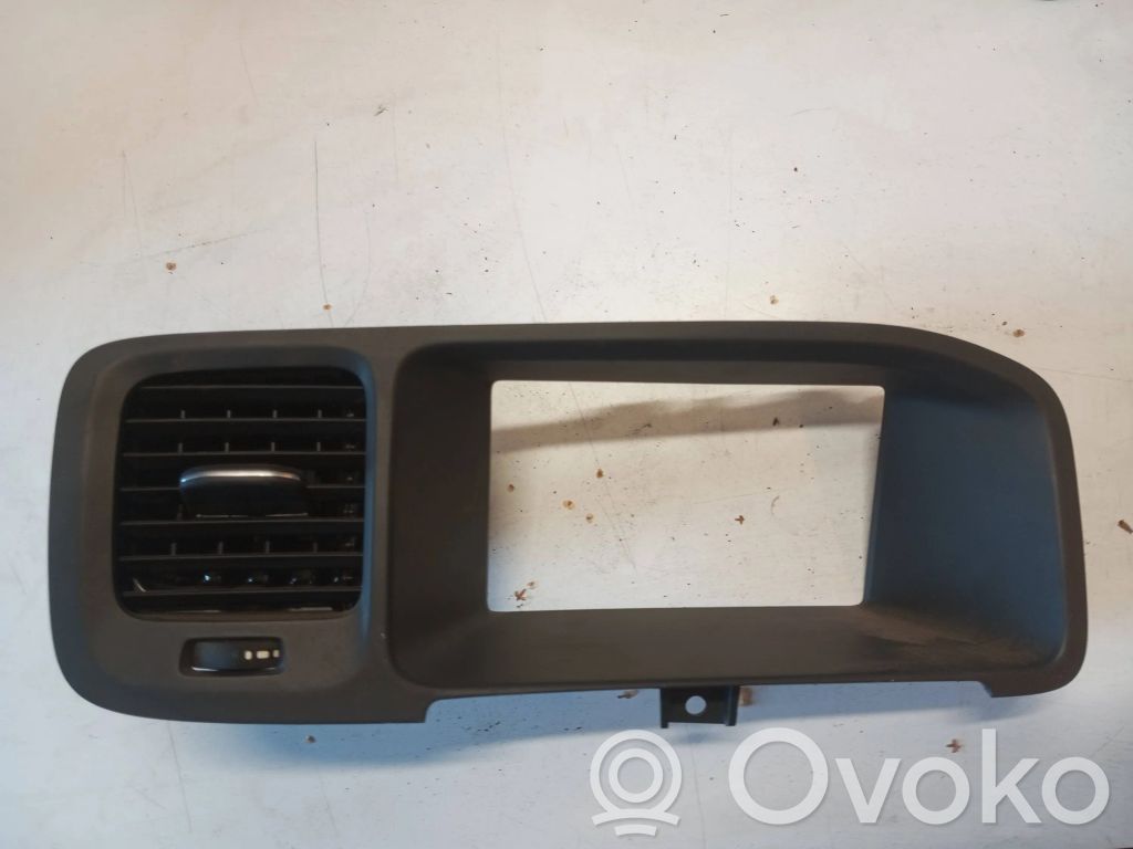 Volvo S60 Dash center air vent grill 