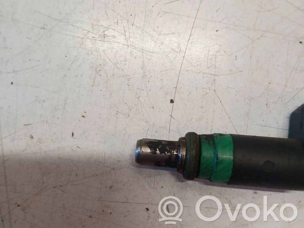 Volvo S40, V40 Inyector de combustible 