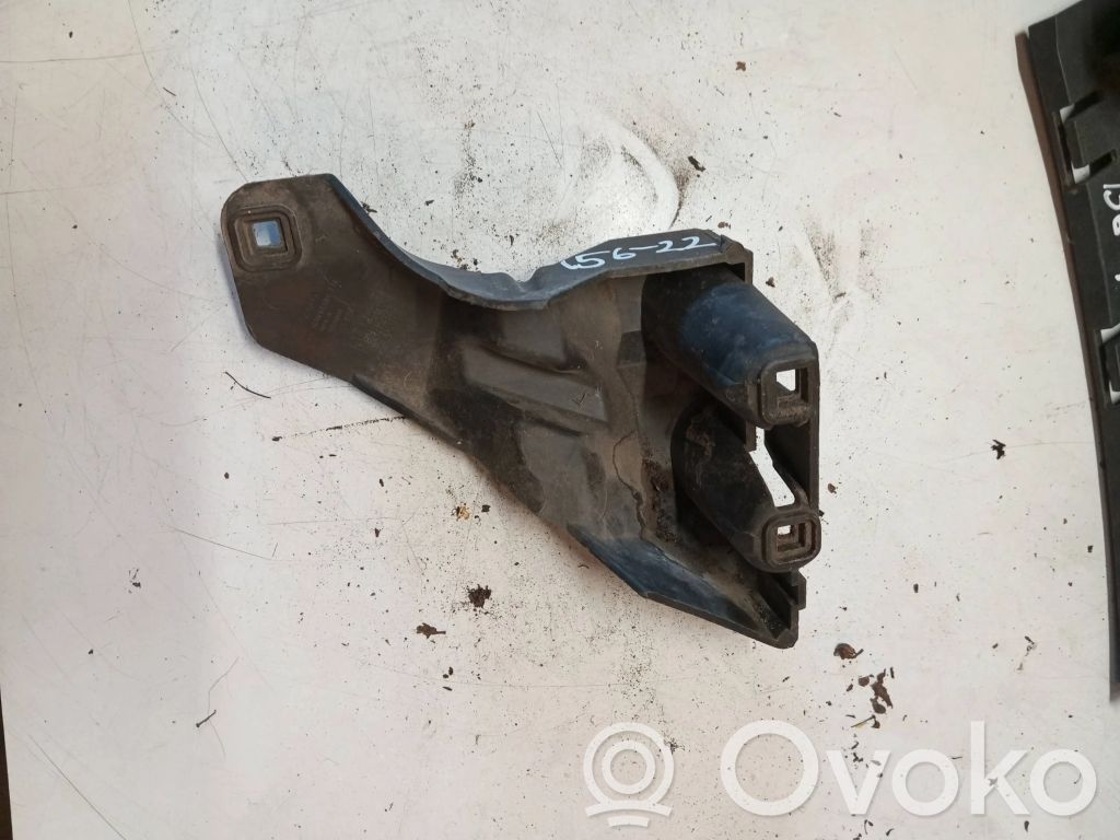 Volvo V70 Rear bumper mounting bracket 