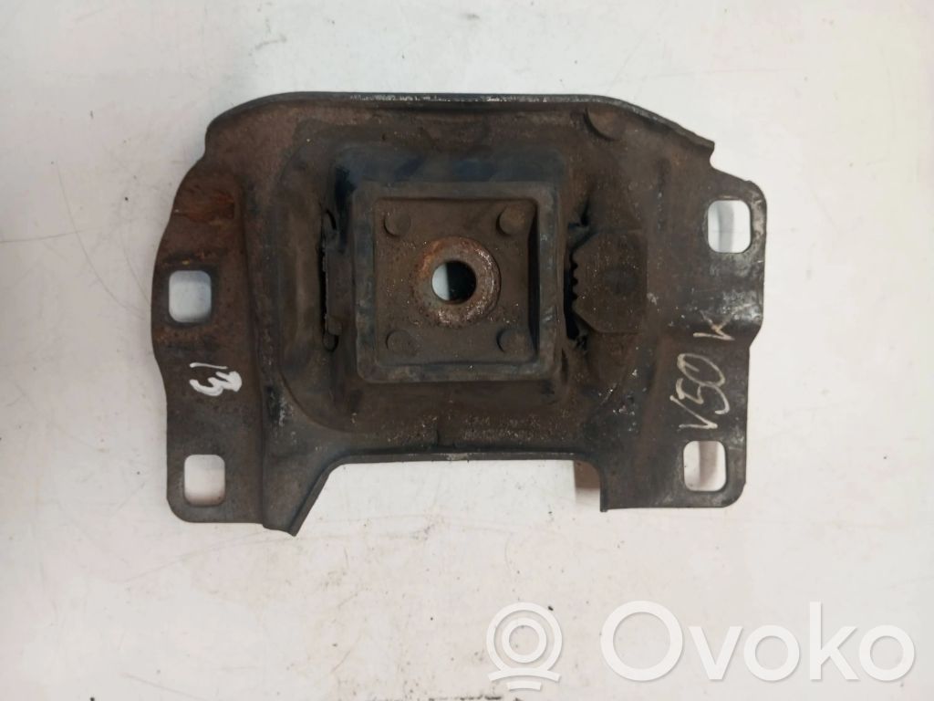 Volvo V50 Engine mount bracket 