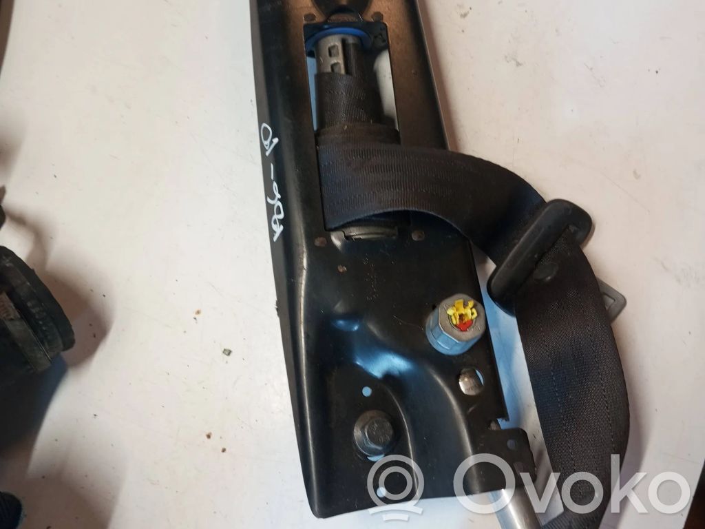Volvo XC70 Cinturón delantero 