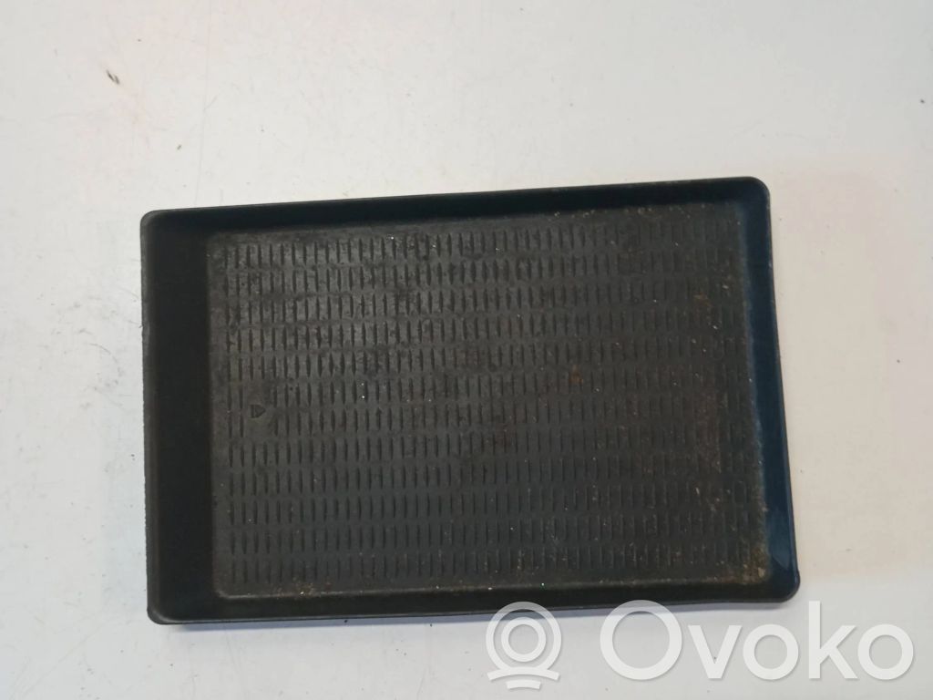 BMW X6 E71 Glove box pad 
