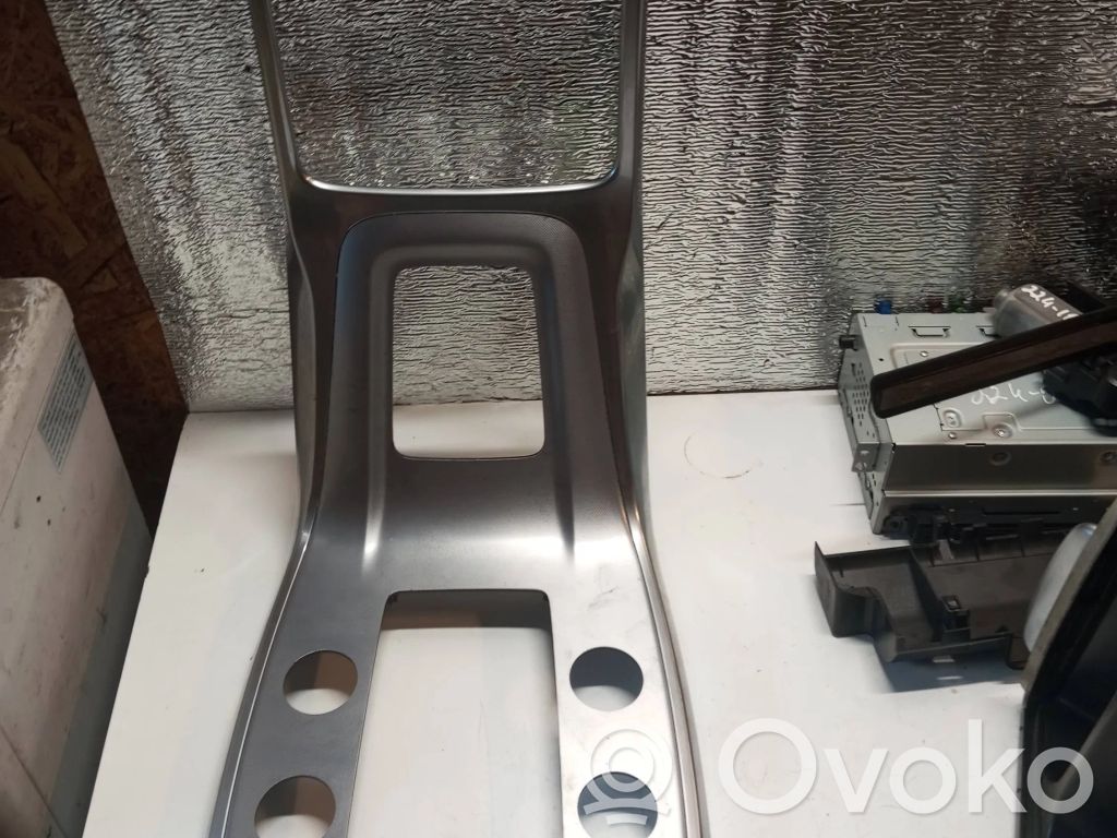 Volvo V70 Klimata kontrole / mazā radiatora vadības dekoratīvā apdare 