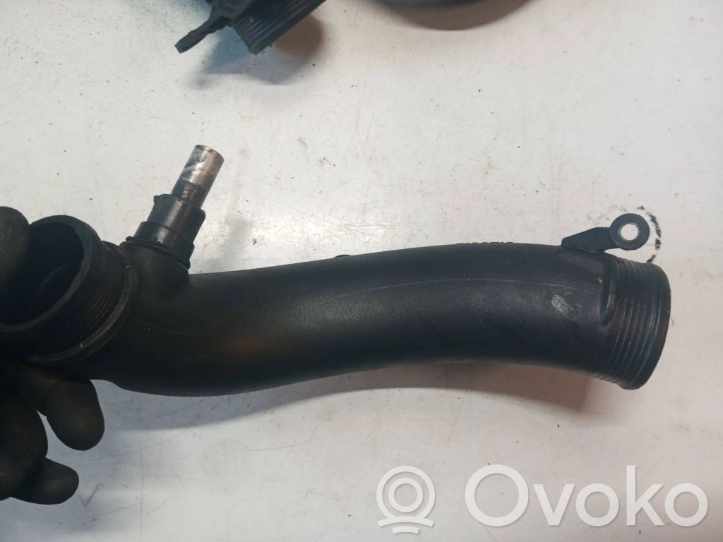 Volvo XC90 Intercooler hose/pipe 