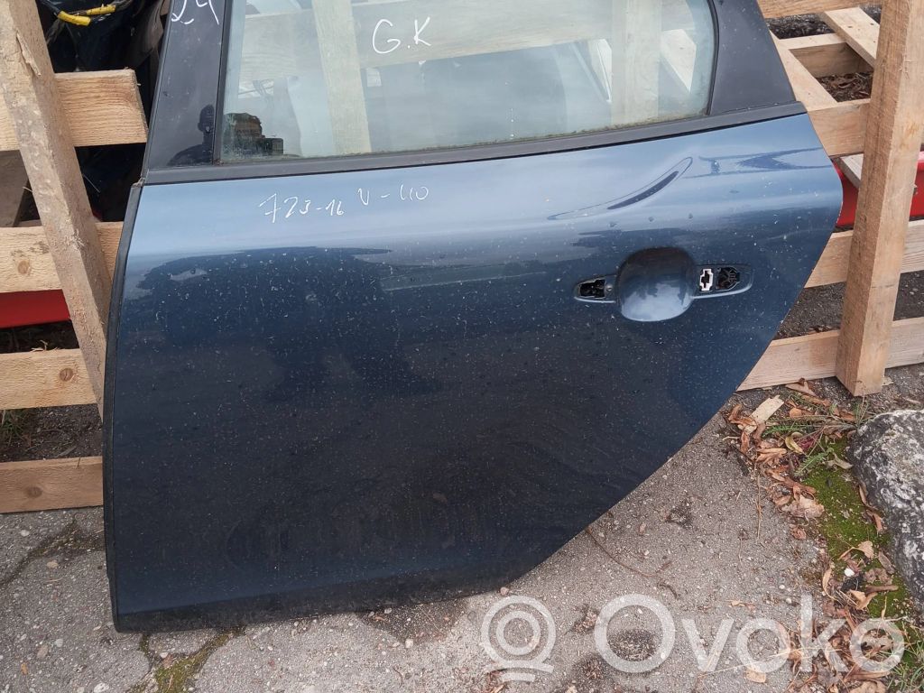 Volvo V40 Puerta trasera 