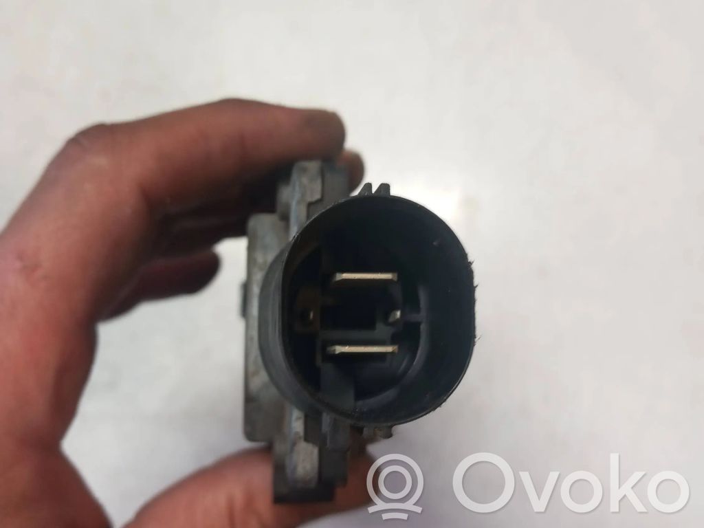 Volvo V40 Coolant fan relay 