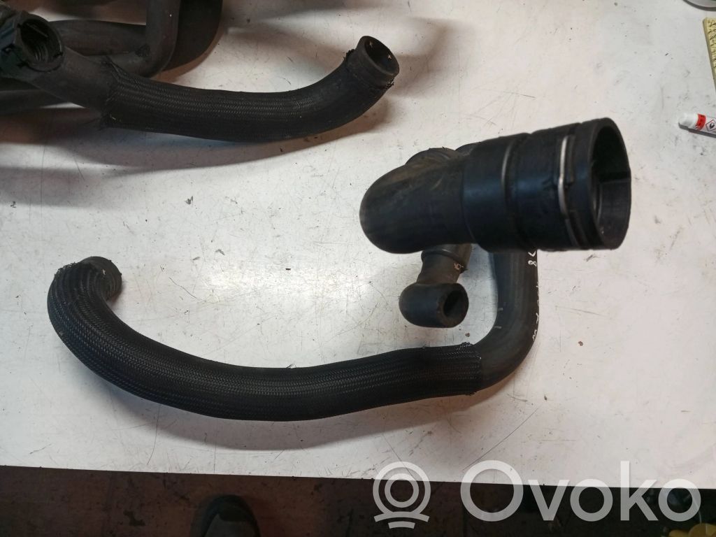 Volvo XC70 Engine coolant pipe/hose 