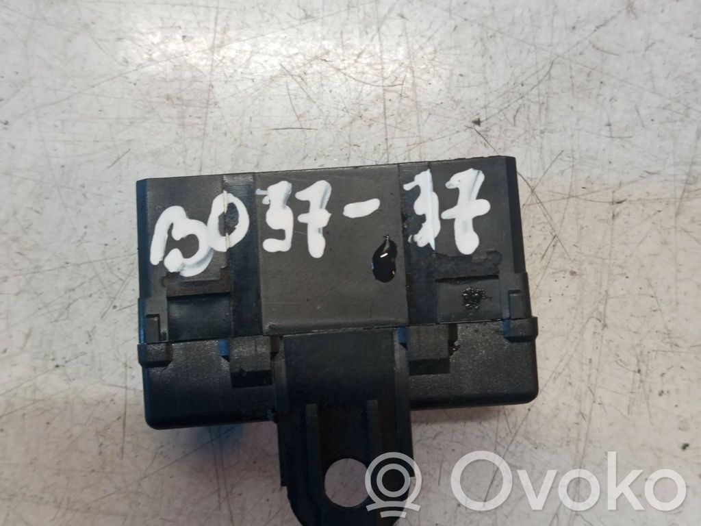 Volvo XC60 Seat heating relay 